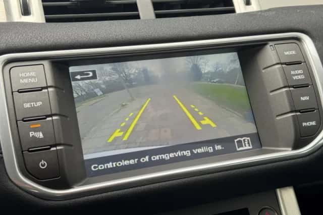 Land Rover Range Rover Evoque (2014) thumbnail 12