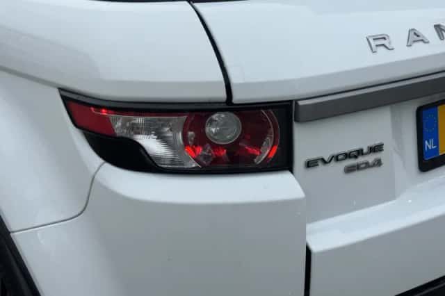 Land Rover Range Rover Evoque (2014) thumbnail 16