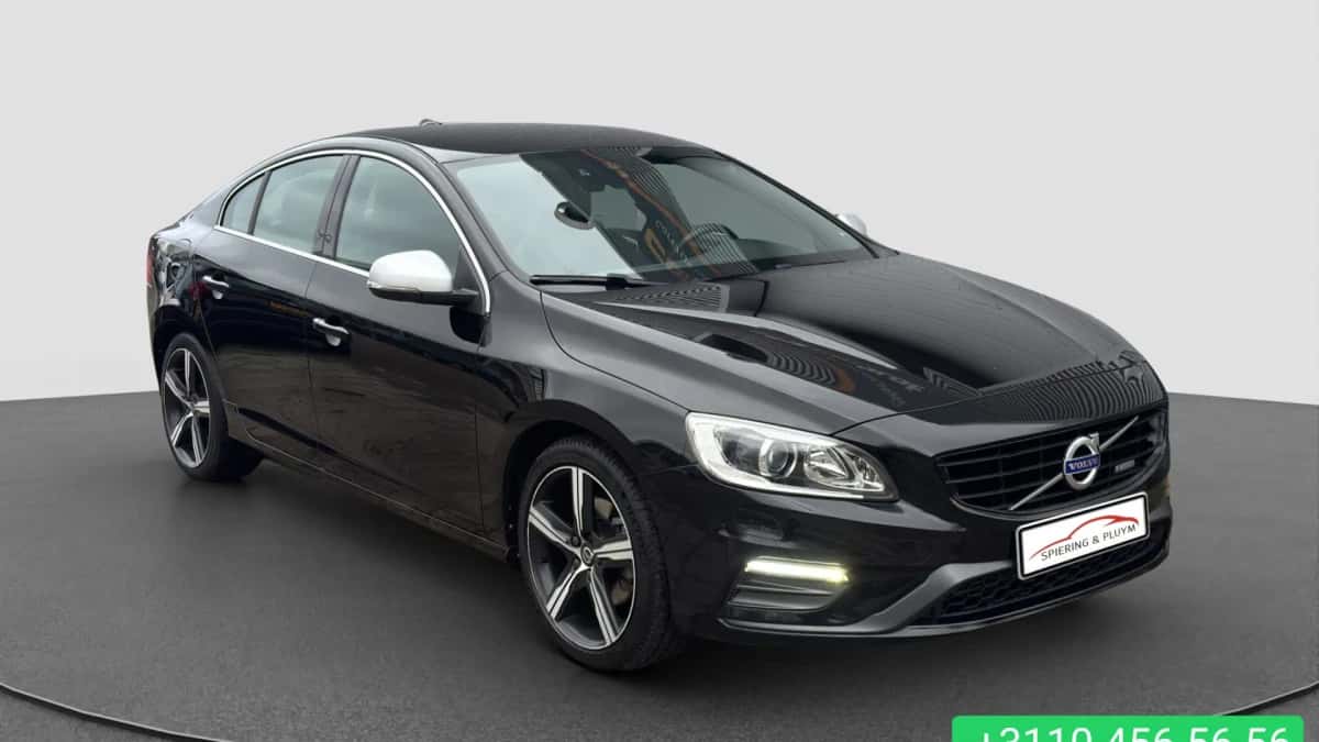 Volvo S60 (2015) — foto 1