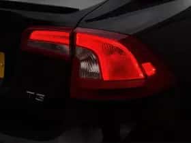 Volvo S60 (2015) thumbnail 22