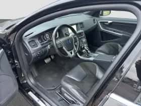 Volvo S60 (2015) thumbnail 7