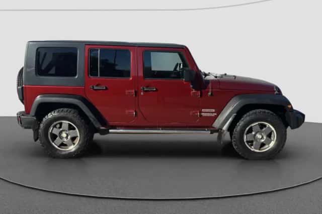 Jeep Wrangler (2007) thumbnail 2