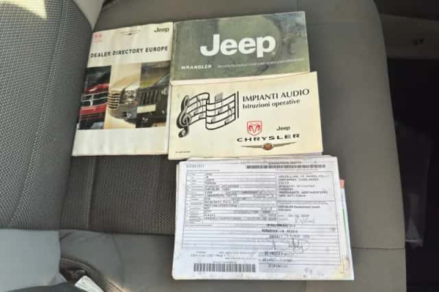 Jeep Wrangler (2007) thumbnail 25