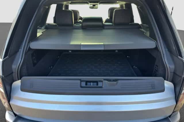 Land Rover Range Rover (2018) thumbnail 16