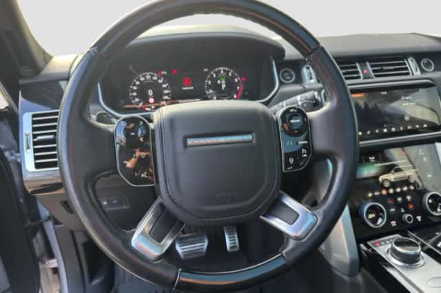 Land Rover Range Rover (2018) thumbnail 4