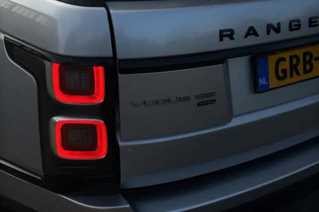 Land Rover Range Rover (2018) thumbnail 6