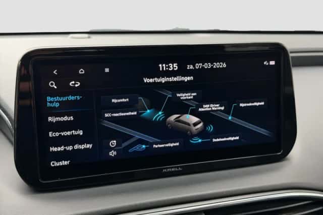 Hyundai Santa Fe (2021) thumbnail 18