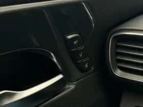 Hyundai Santa Fe (2021) thumbnail 24