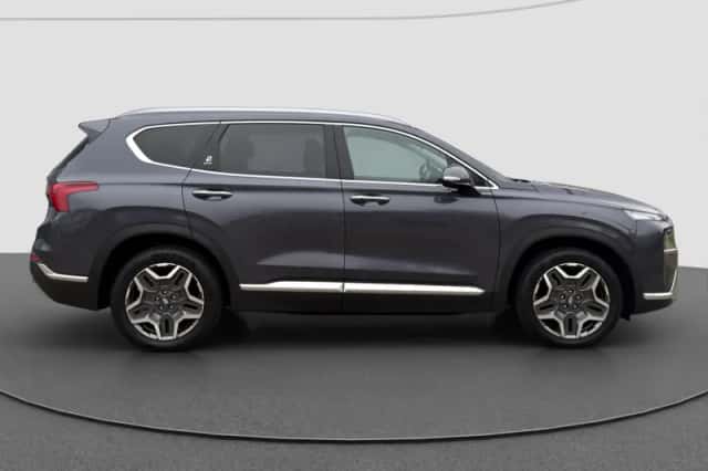Hyundai Santa Fe (2021) thumbnail 8
