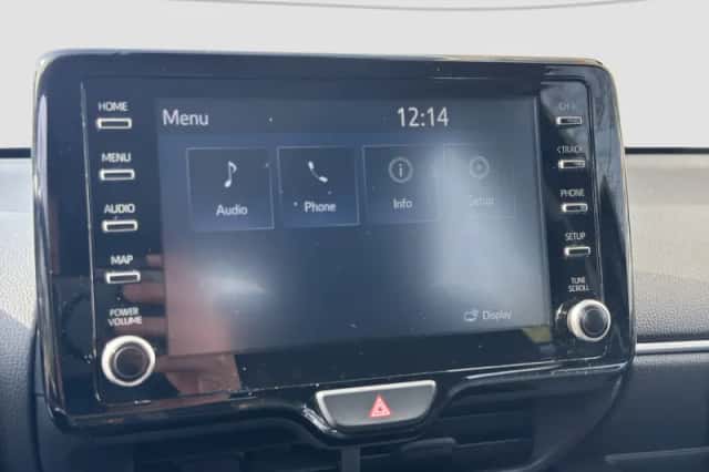 Toyota Yaris (2020) thumbnail 12