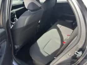 Toyota Yaris (2020) thumbnail 17