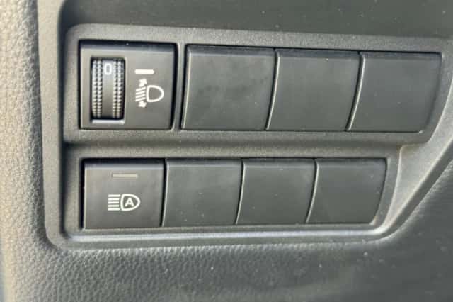 Toyota Yaris (2020) thumbnail 21