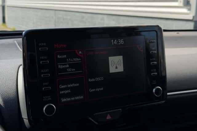 Toyota Yaris (2020) thumbnail 13