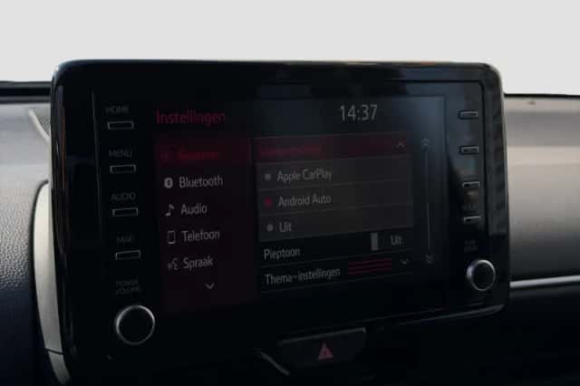 Toyota Yaris (2020) thumbnail 14