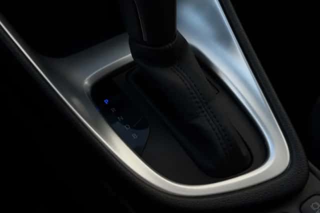 Toyota Yaris (2020) thumbnail 17