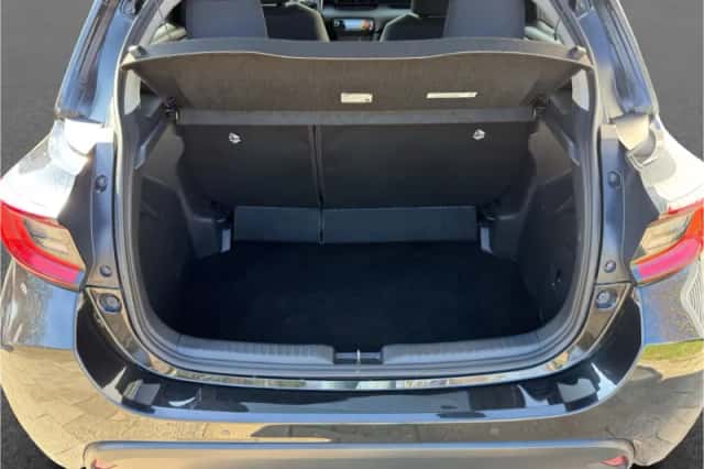 Toyota Yaris (2020) thumbnail 19