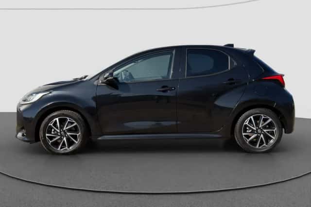 Toyota Yaris (2020) thumbnail 5