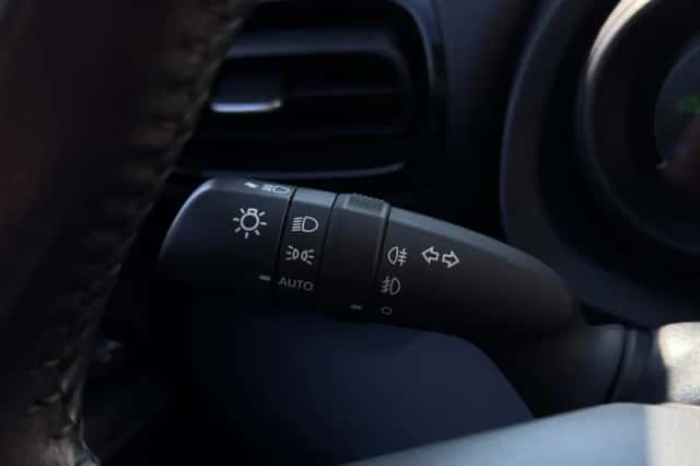Toyota Yaris (2020) thumbnail 9