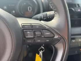 Toyota Yaris (2020) thumbnail 11