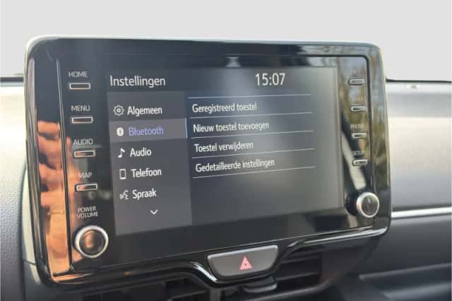Toyota Yaris (2020) thumbnail 12