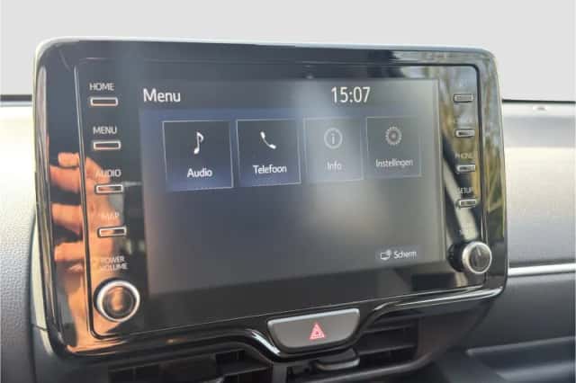 Toyota Yaris (2020) thumbnail 13
