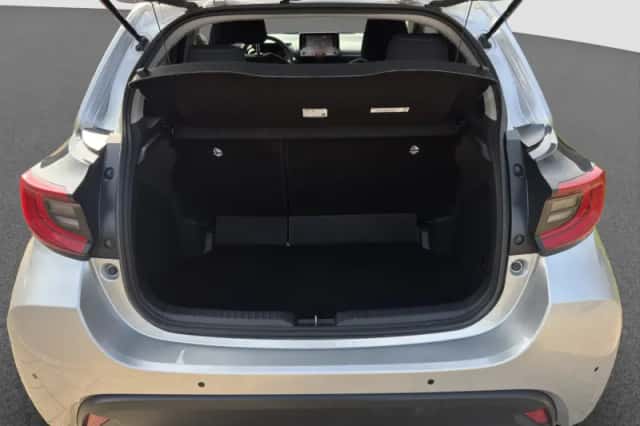 Toyota Yaris (2020) thumbnail 19