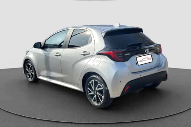 Toyota Yaris (2020) thumbnail 6