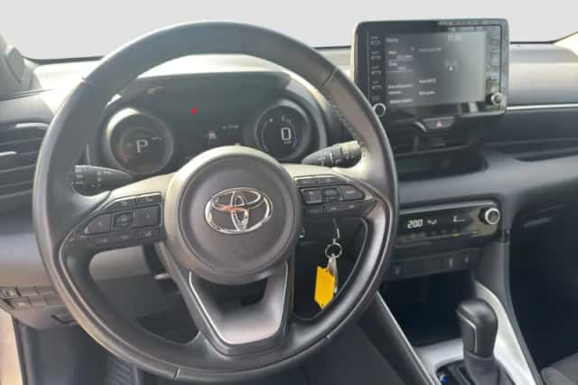 Toyota Yaris (2020) thumbnail 10