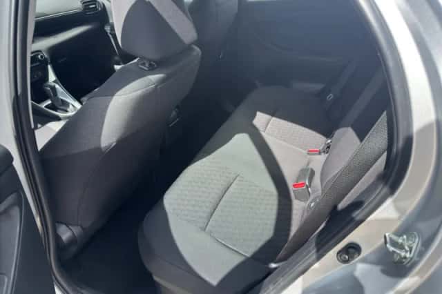 Toyota Yaris (2020) thumbnail 11