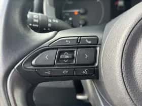 Toyota Yaris (2020) thumbnail 16