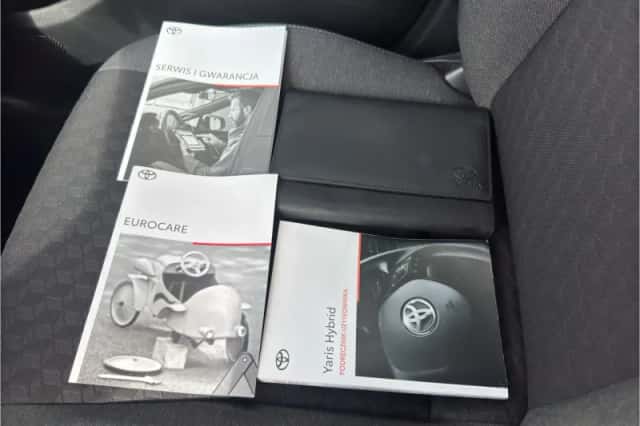 Toyota Yaris (2020) thumbnail 22