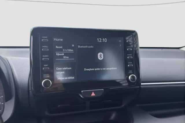 Toyota Yaris (2020) thumbnail 7