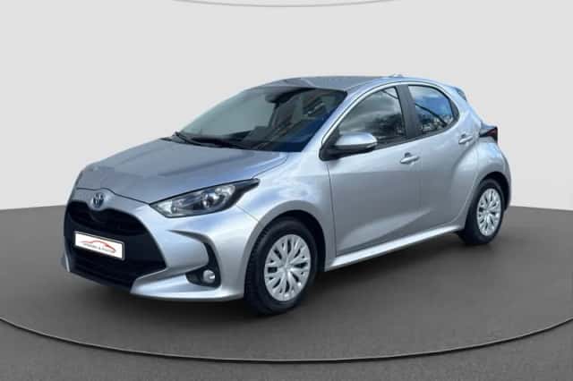 Toyota Yaris (2020) thumbnail 8