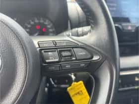 Toyota Yaris (2020) thumbnail 18