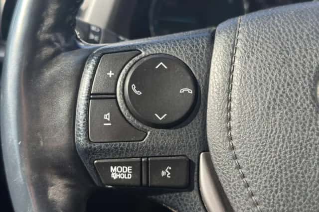 Toyota RAV4 (2018) thumbnail 25