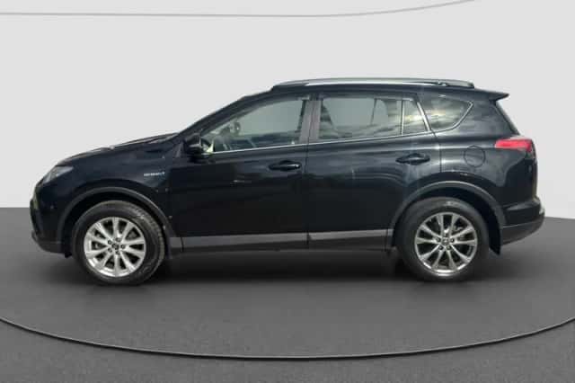 Toyota RAV4 (2018) thumbnail 9