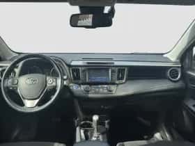 Toyota RAV4 (2018) thumbnail 10