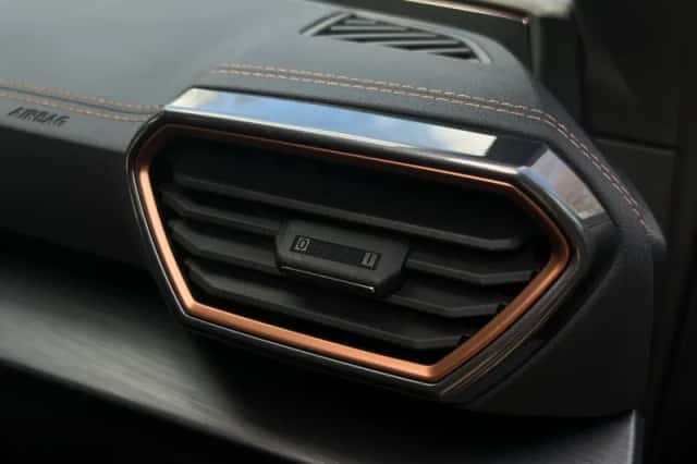 CUPRA Formentor (2024) thumbnail 27
