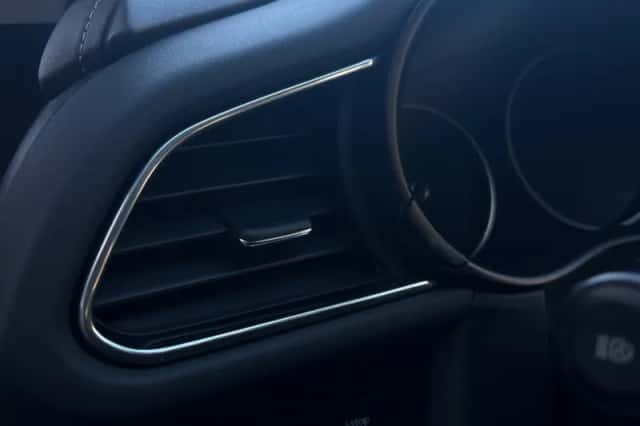 Mazda CX-30 (2019) thumbnail 22