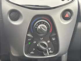 Toyota Aygo thumbnail 14