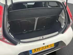 Toyota Aygo thumbnail 10