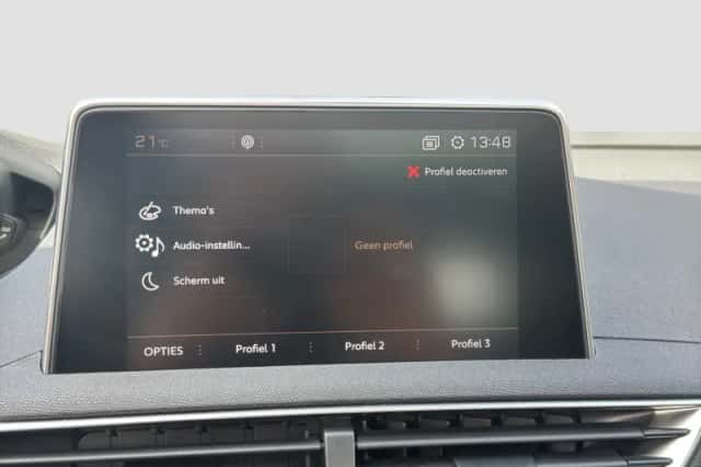 Peugeot 3008 (2019) thumbnail 16