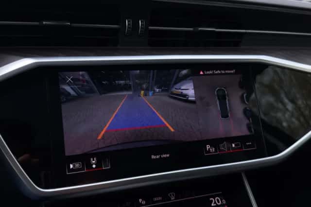 Audi A6 (2021) thumbnail 22