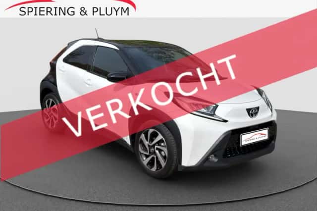 Toyota Aygo X (2022) thumbnail 1