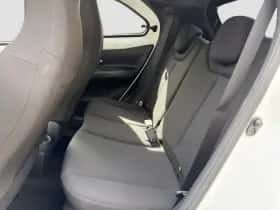 Toyota Aygo X (2023) thumbnail 9