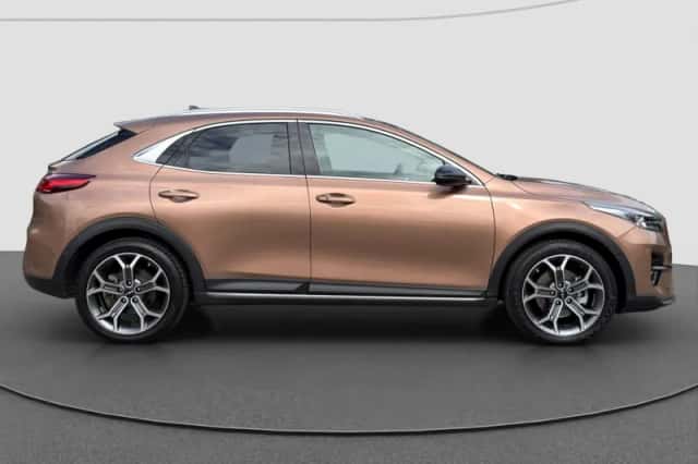 Kia XCeed (2020) thumbnail 2