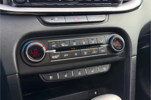 Kia XCeed (2020) thumbnail 5