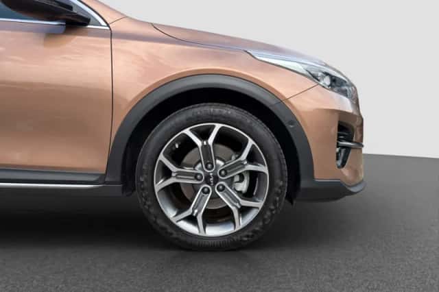 Kia XCeed (2020) thumbnail 10