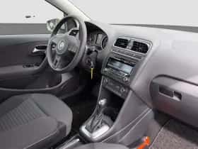 Volkswagen Polo (2012) thumbnail 11