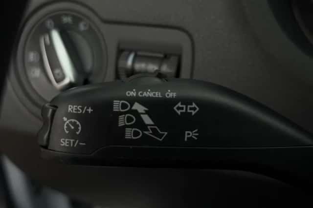 Volkswagen Polo (2012) thumbnail 17